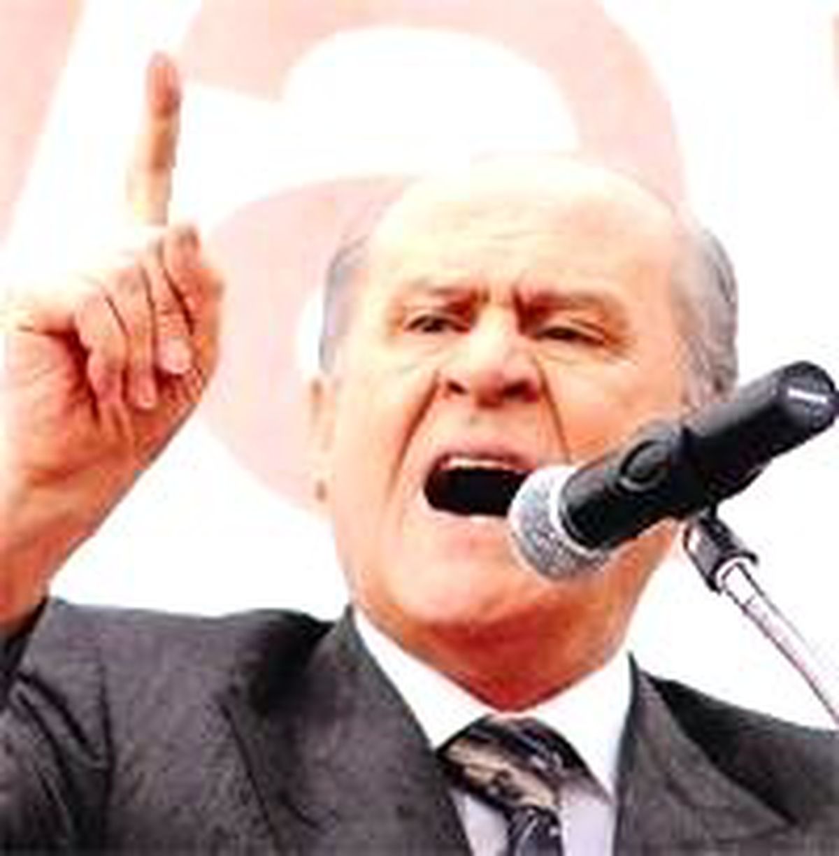 Bahçeli Hangi AKP'lileri İşaret Etti ?