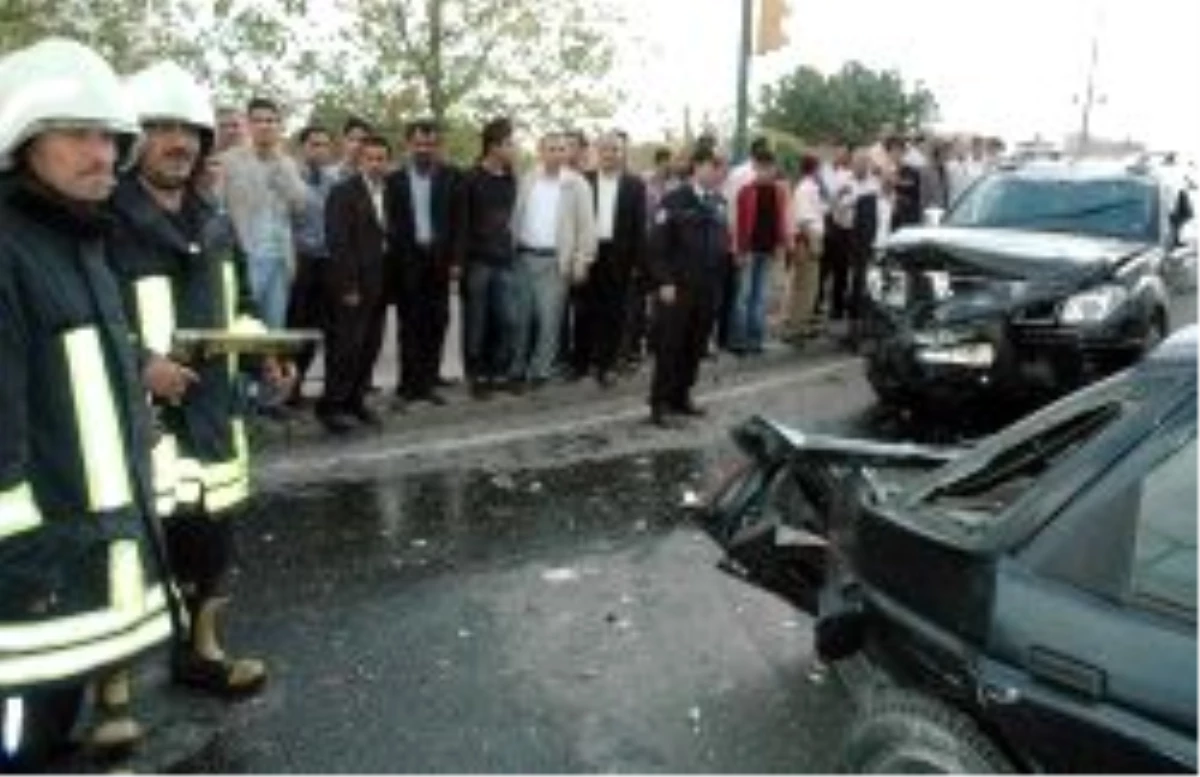 Gaziantep\'te Trafik Kazası: 3 Ölü, 4 yaralı