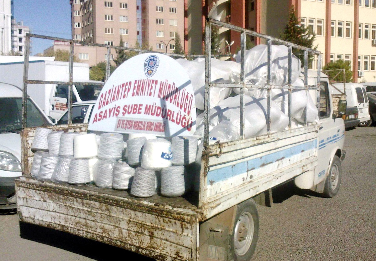 İplik Hırsızları Yakayı Ele Verdi