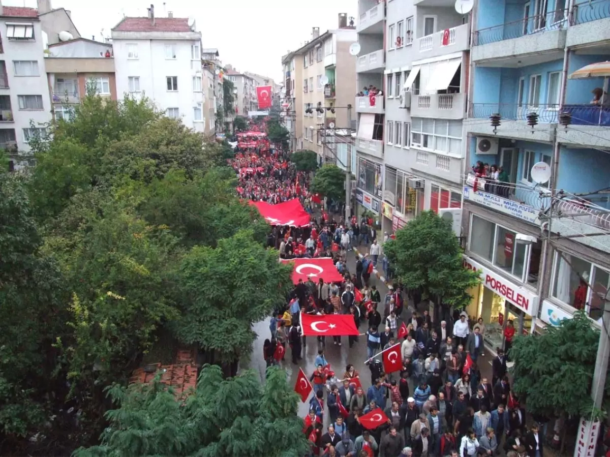 Mudanya\'da Terörü Tel\'in Yürüyüşü