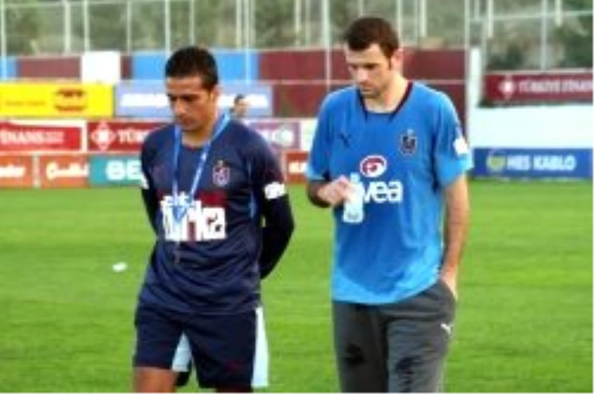 Trabzonspor\'u Paf Takım Antrenörü Ahmet Özen Çalıştırdı