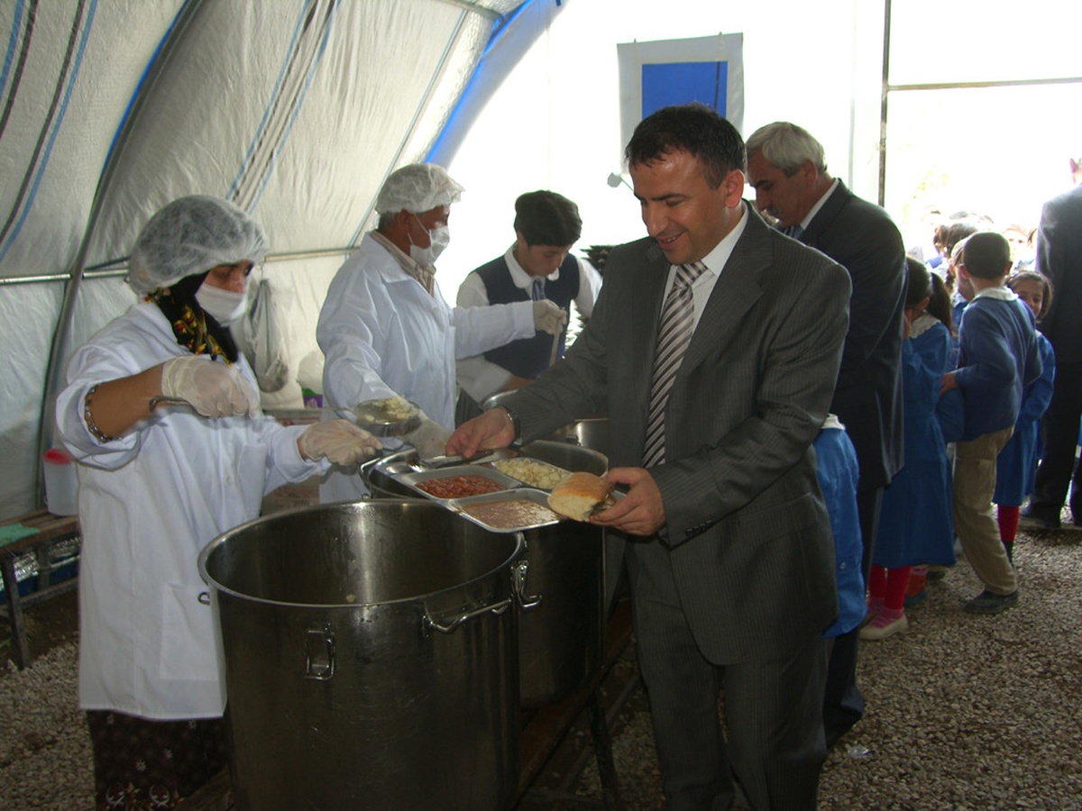 Kaymakam Arslan, Öğrencilerle Yemekte Buluştu