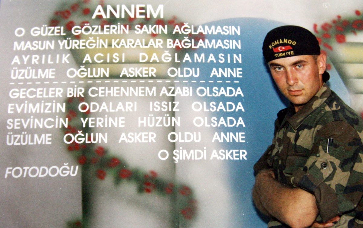 Yaralı Er Yaşar Kıymaz'ın Duygu Dolu Fotoğrafı