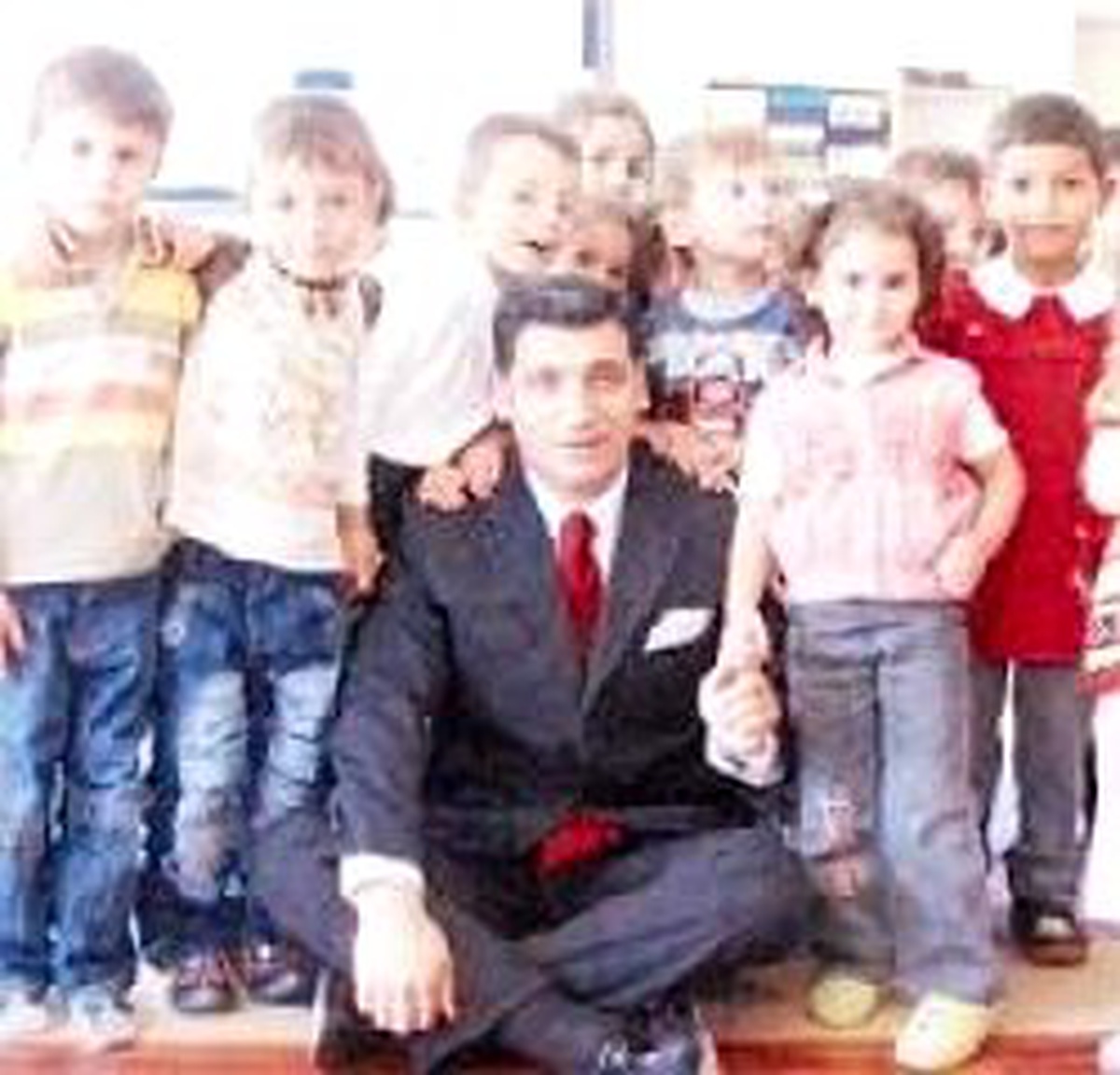 Vali Okutan, Ödül Parasıyla Anaokulu Yaptırdı