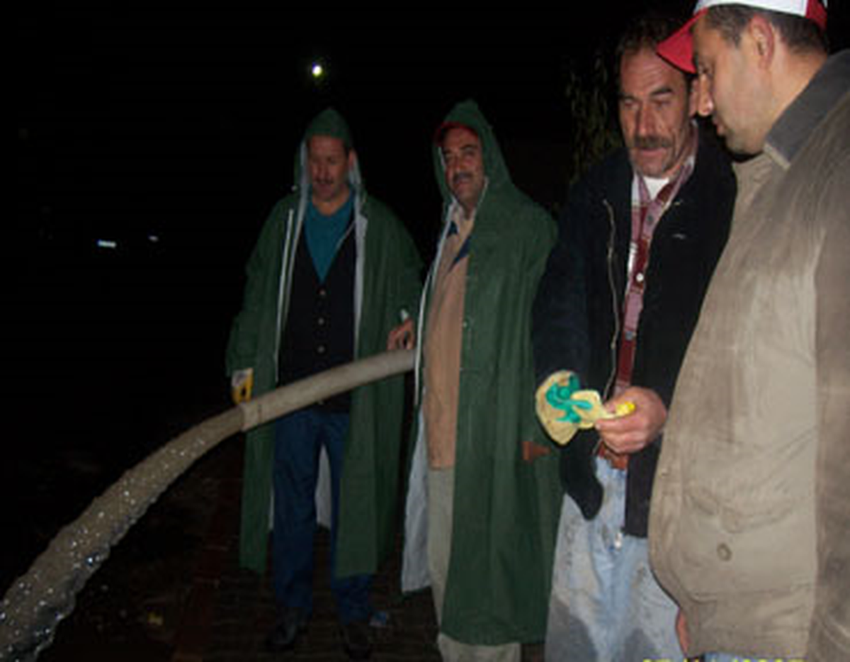 Belediye Ekipleri Geceyi Sokakta Geçirdi