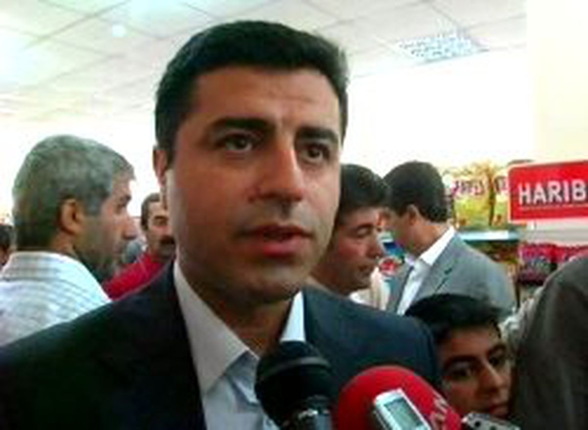 DTP'de Kan Değişimi: Demirtaş Tek Aday