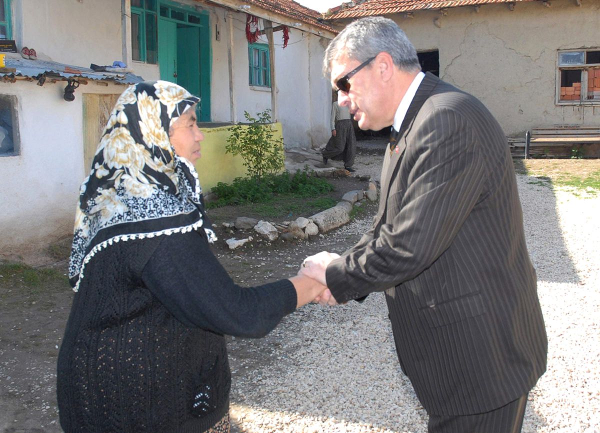 Afyonkarahisar Valisi İmga, Şehit Ailelerini Ziyaret Etti