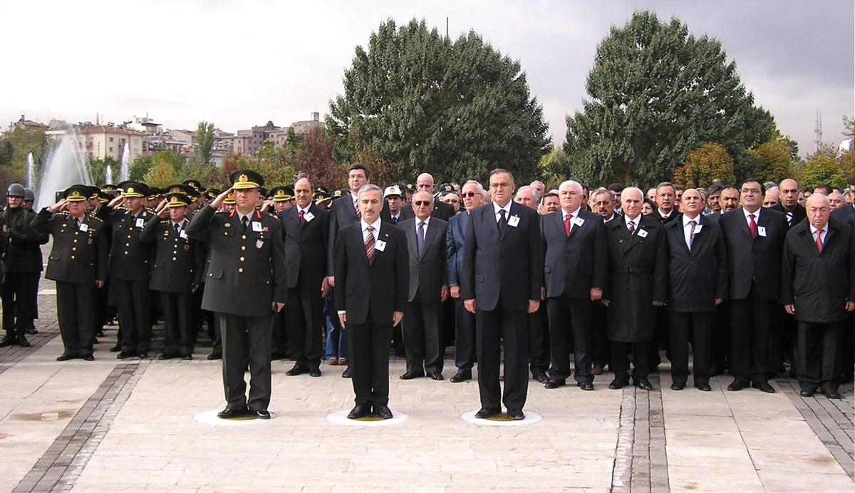 10 Kasım Atatürk\'ü Anma Törenleri