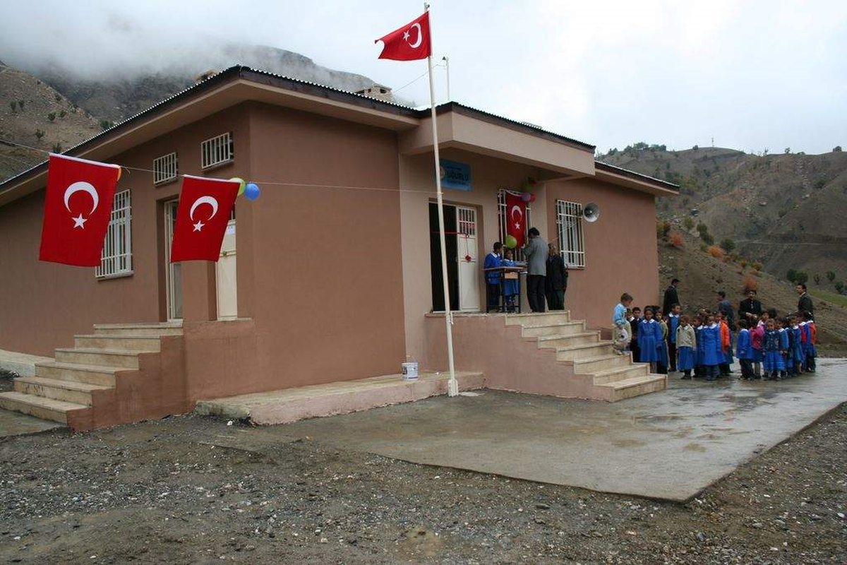 Öğrenciler Okullarına Kavuştu