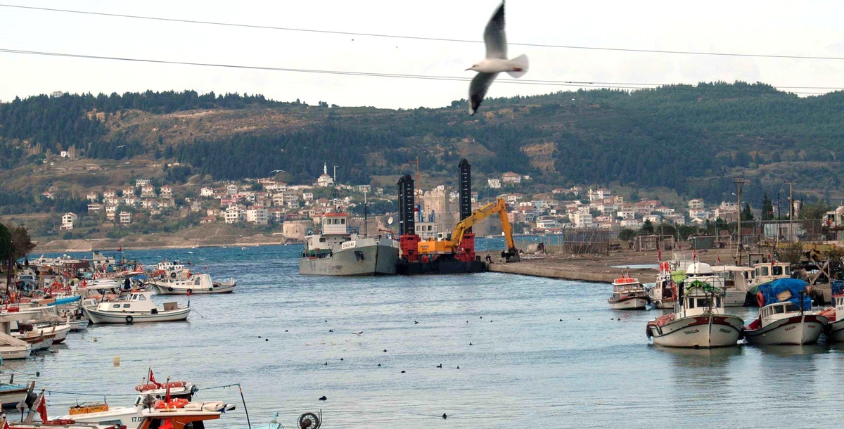 Kepçe ile Derinleştirilemeyen Sarıçay Dlh Ekiplerine Emanet