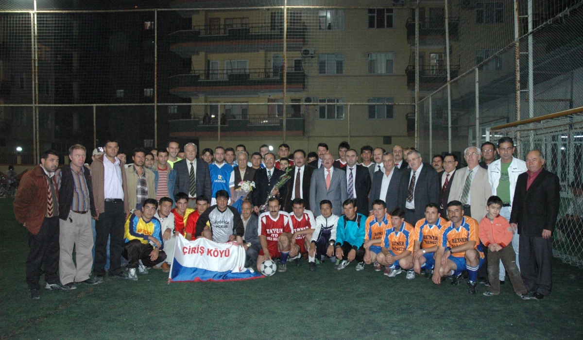 "Mevlana Halı Saha Futbol Turnuvası" Başladı