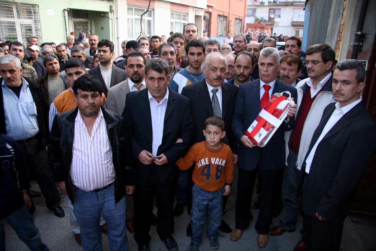 Nakliyecilerden Şehit Ailesine Ziyaret