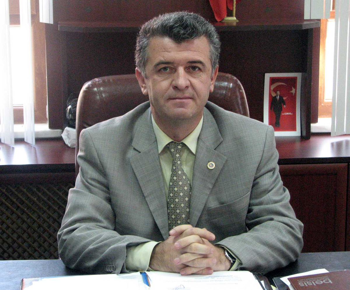 Keles'te Sosyal Tesis Hamlesi