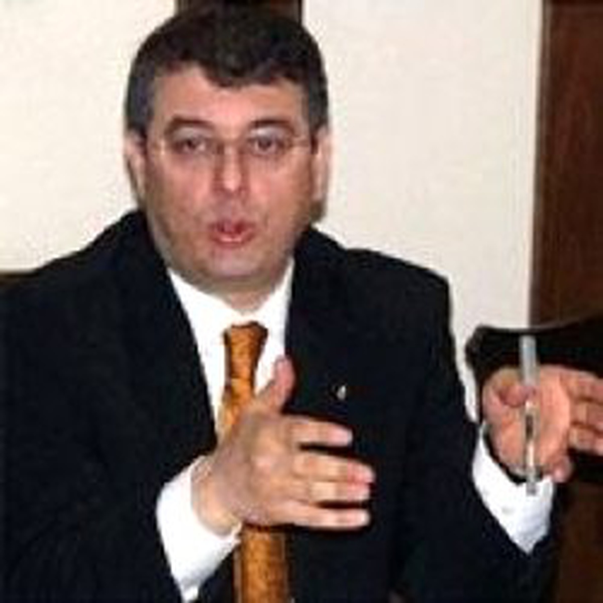 Ziraat Bankası'nın Karı 2 Milyon YTL'ye Dayandı