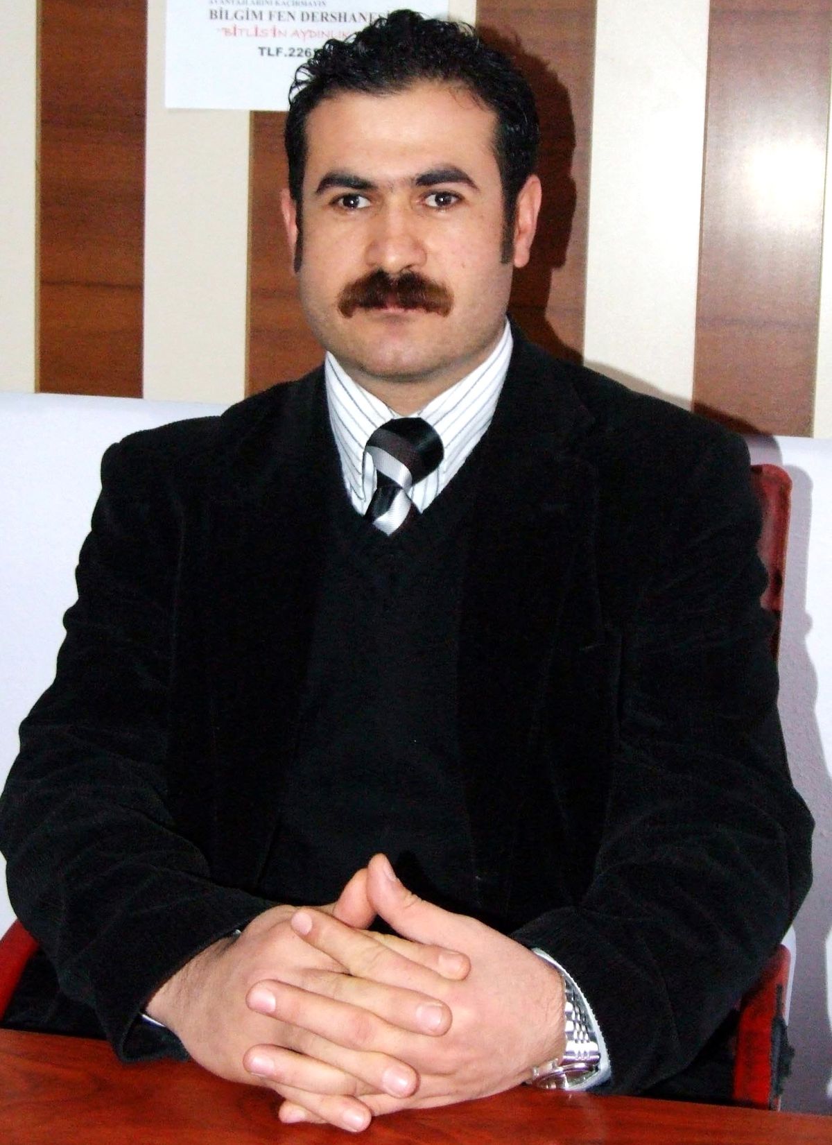 Eski Bakandan Eğitime Destek