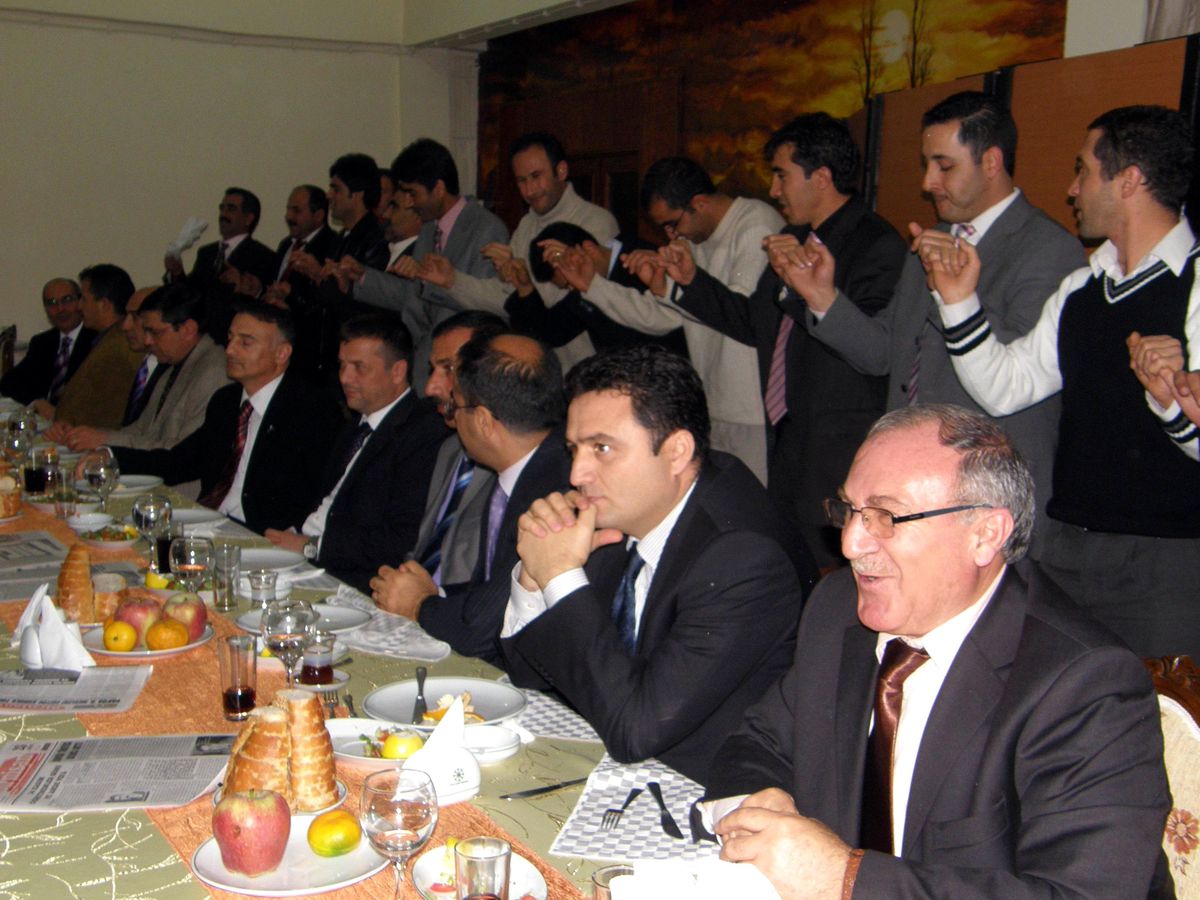 Erciş Belediyesi Öğretmenler İçin Moral Gecesi Düzenledi