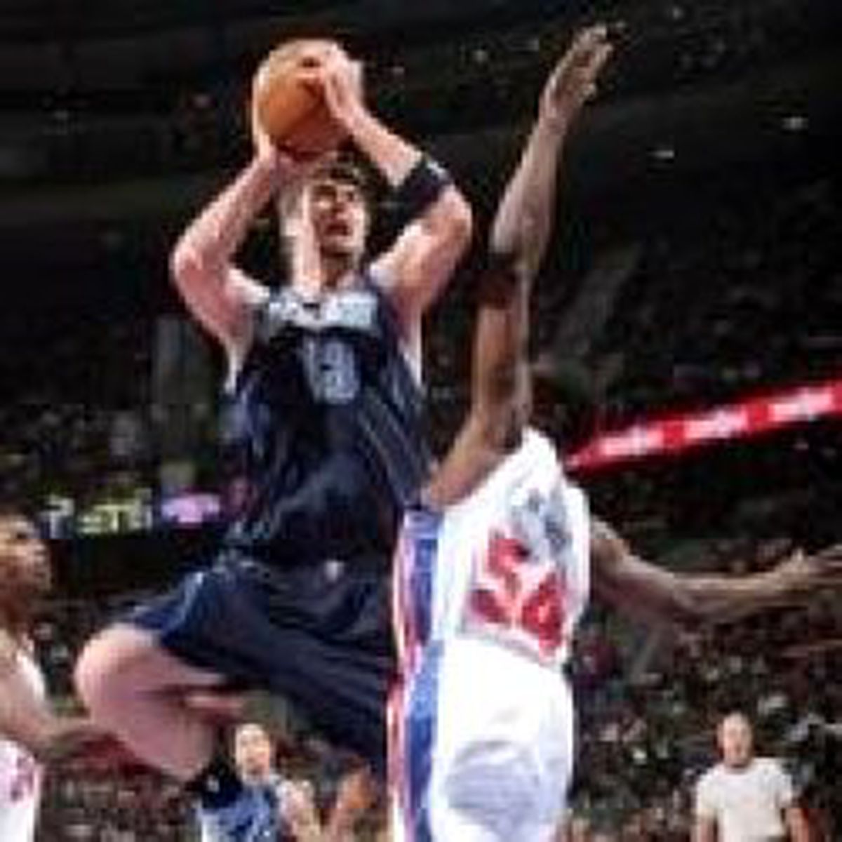 Mehmet Okur'dan 12 Sayı