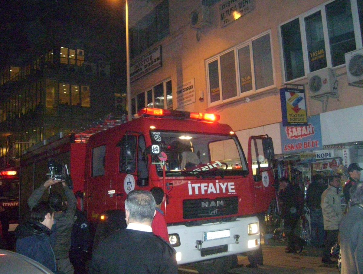 Kocaeli'nde Yangın Paniği