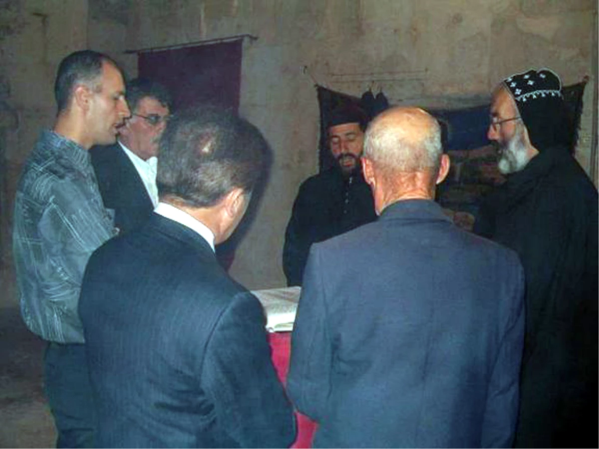 Mardin\'de Rahip Kaçırıldı