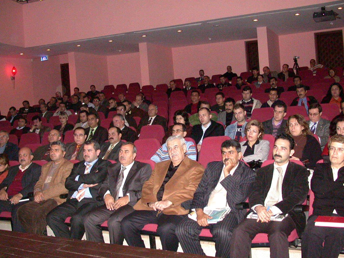 Aydın'da Belediye Personelleri İçin Başlatılan Eğitim Semineri Başladı