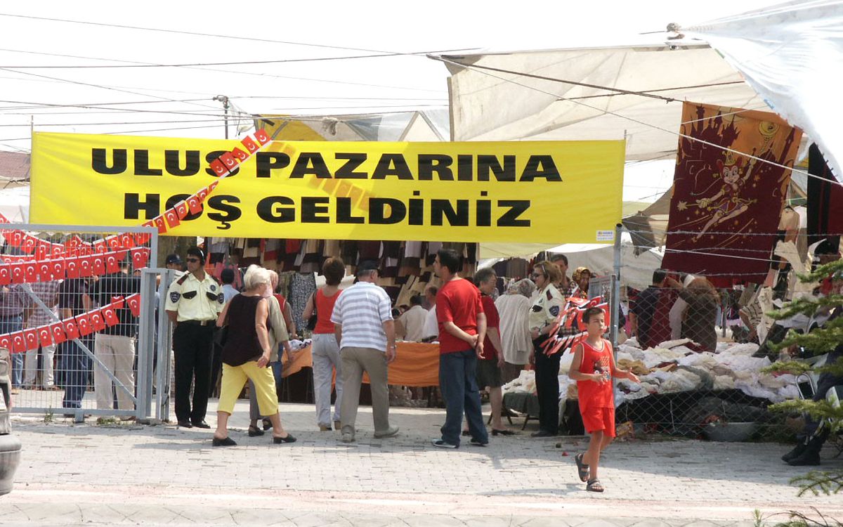 Kocaeli\'de Ulus Pazarı Kalkıyor