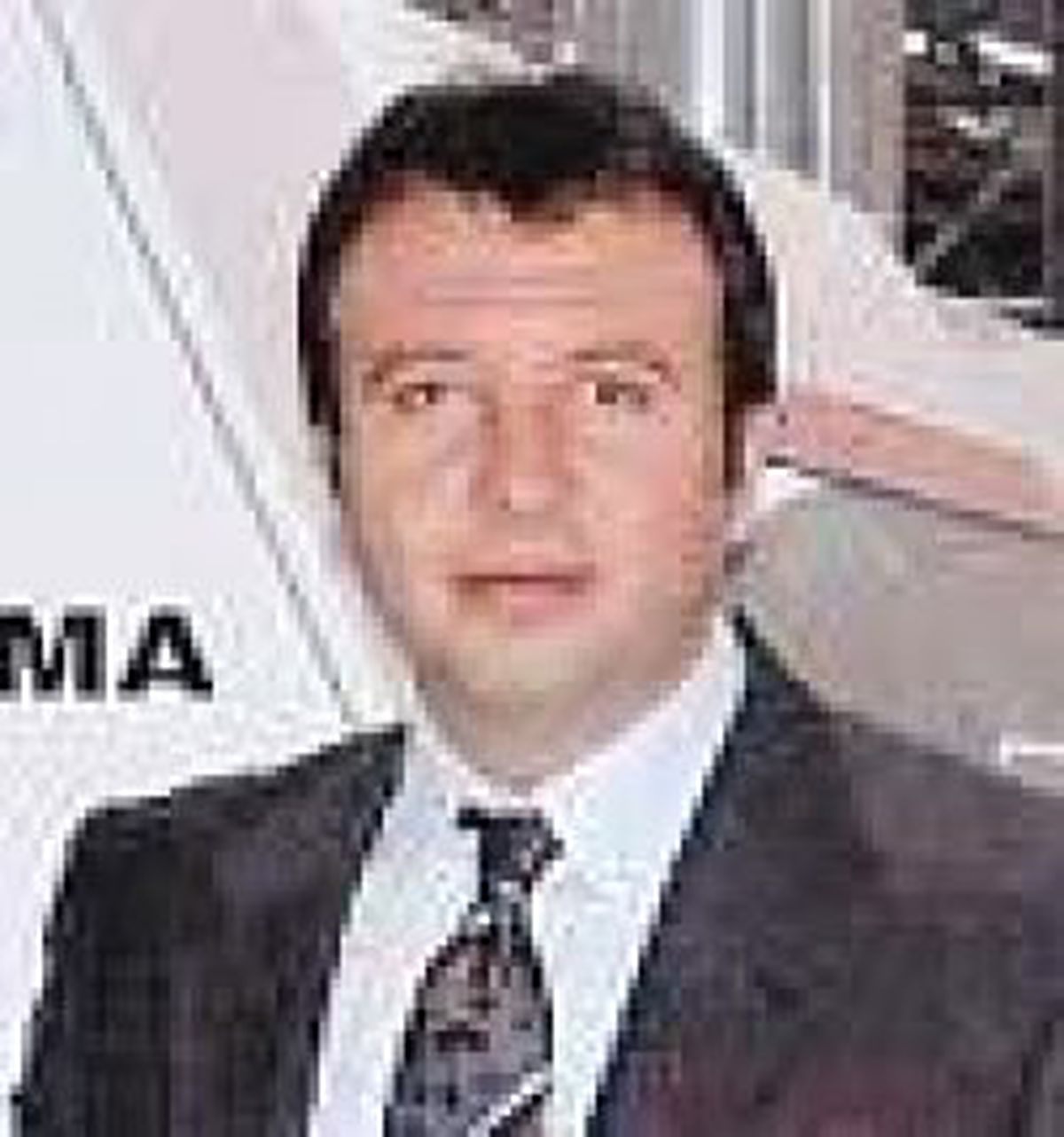 İngiliz Emlak Devine Mutfak Sattı 37 Milyon Euro'luk İnşaat İşi Aldı