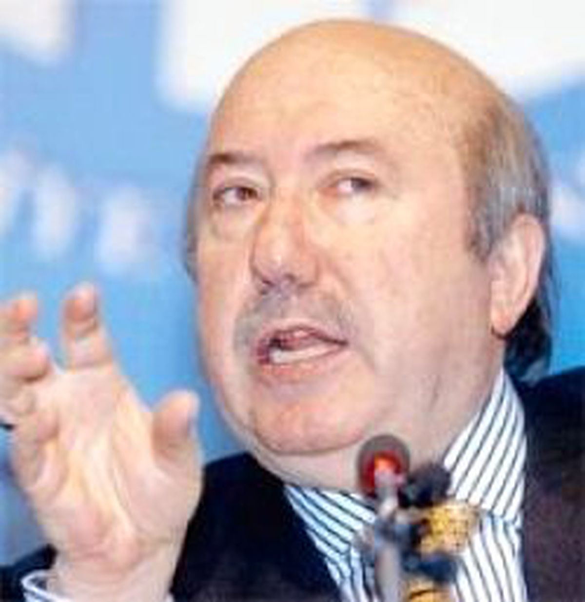 Yorgan Bu Kadar, Çek Ayağını