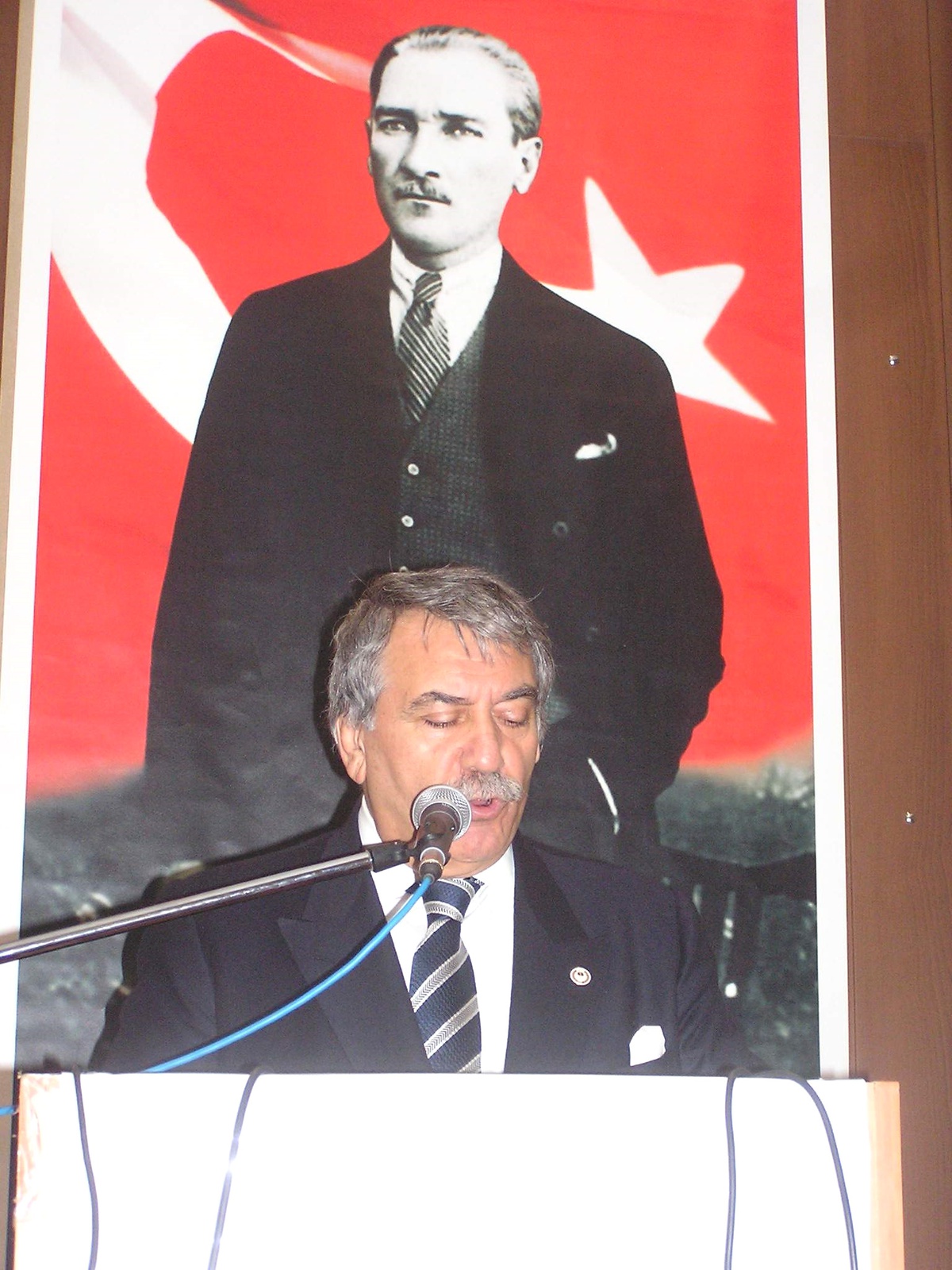 Türkiye Barolar Birliği Başkanı Özdemir Özok Aydın'da