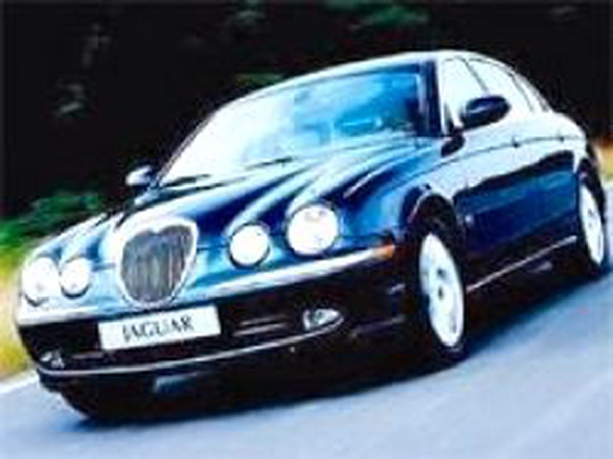 Hintli Tata, 2 Milyar Dolara Land Rover ve Jaguar'ı Alıyor