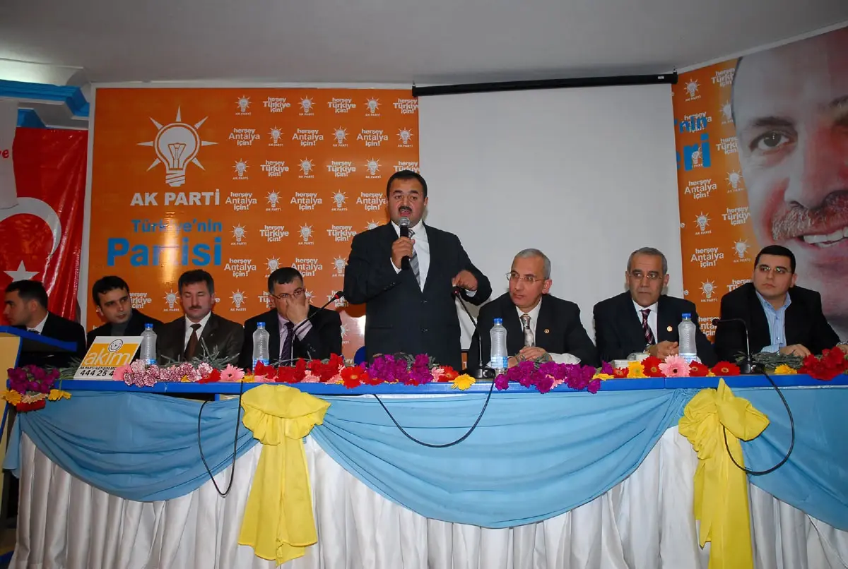 AK Parti\'de Bayram Coşkusu