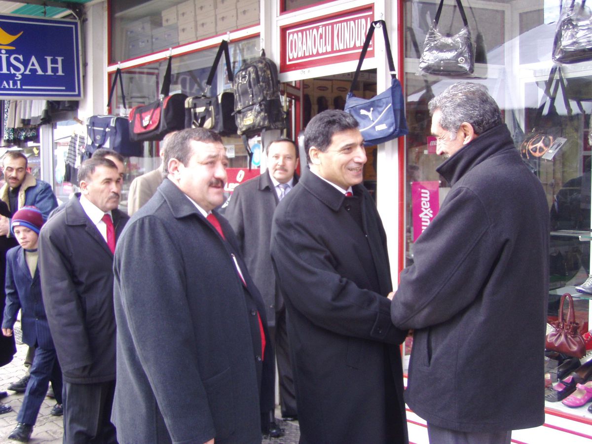 Trabzon Valisi Okutan Kelkit'te Hasret Giderdi...