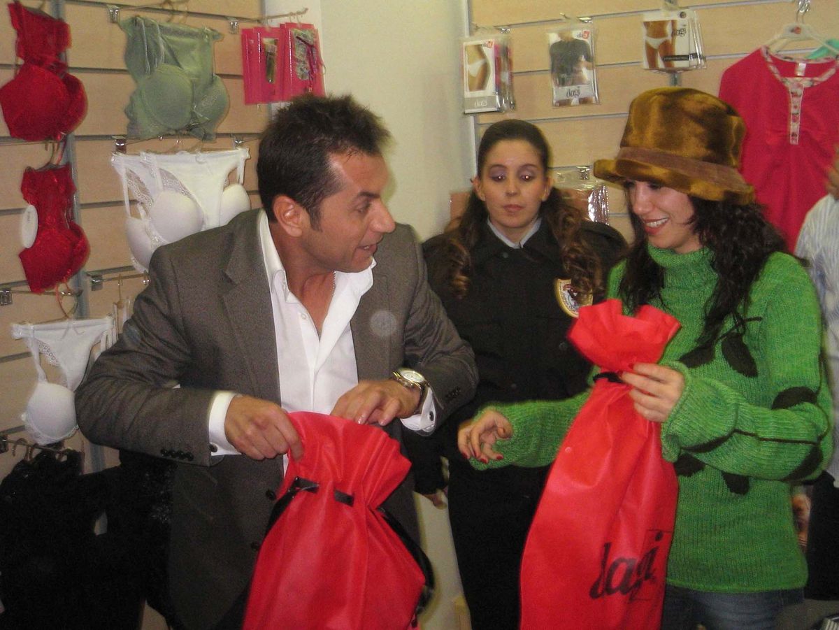 Onel Avm, Sanatçıların Katılımıyla Açıldı