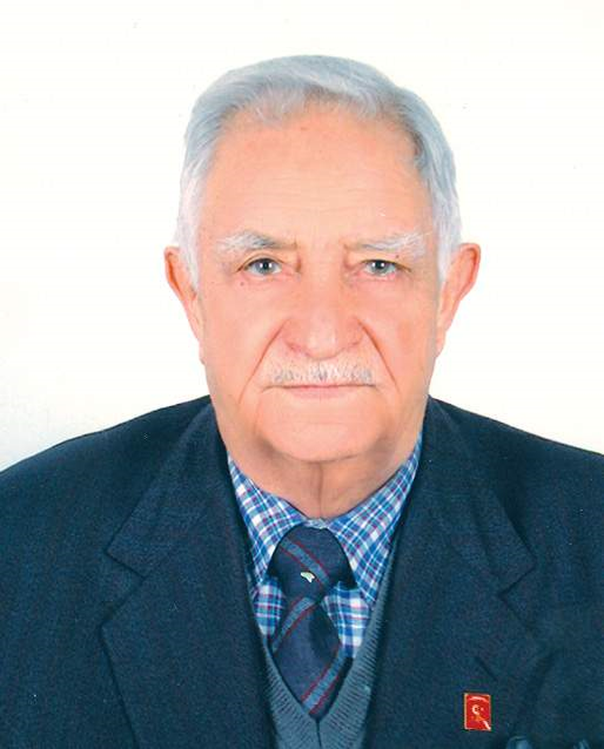 Ömer Acıoğlu Vefat Etti