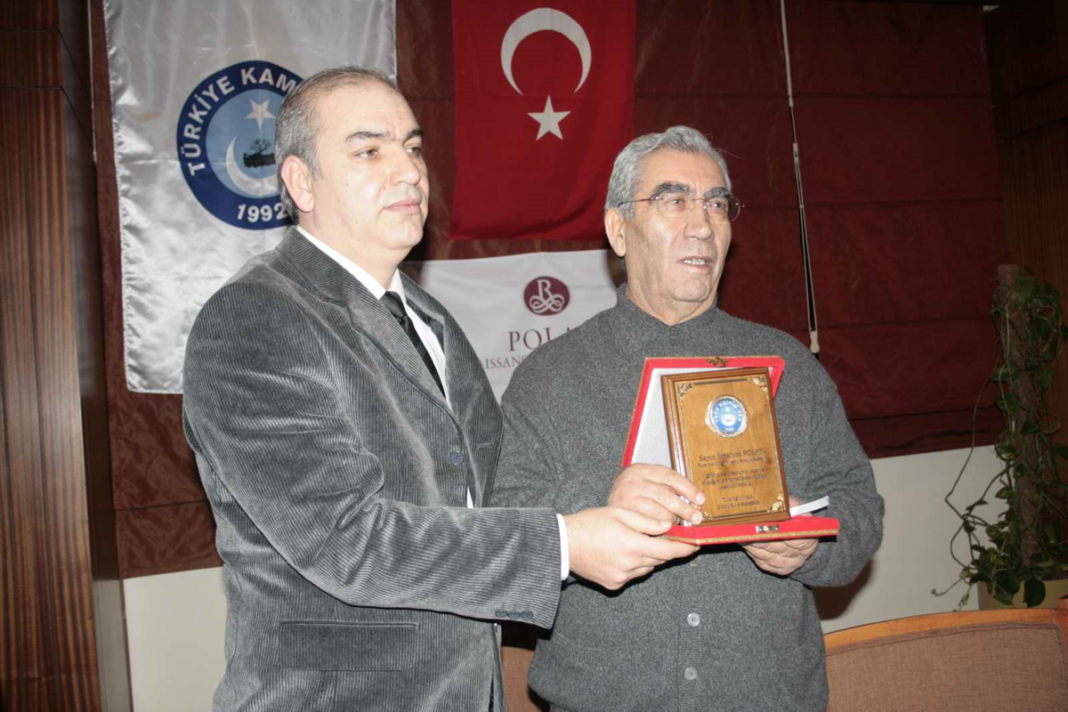 Polat\'a Plaket