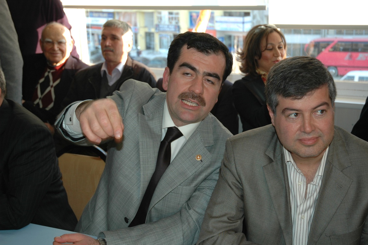 AK Parti Aydın Milletvekili Erdem'in Türban Değerlendirmesi