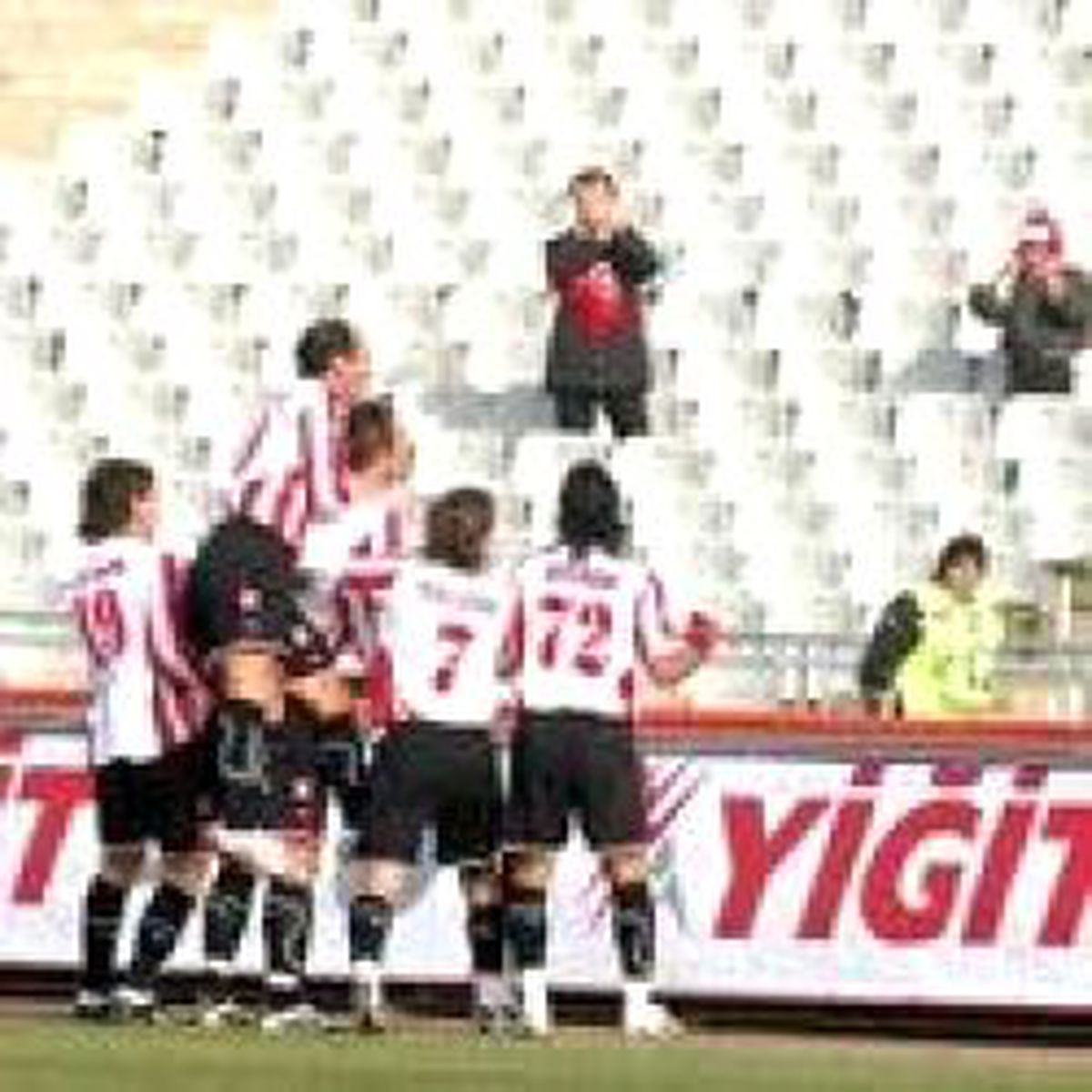 İstanbul Büyükşehir: 0 Sivasspor: 2