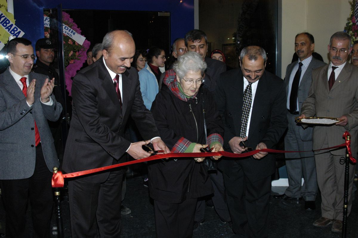 Ressam Meher Bayramoğlu 22. Kişisel Sergisini Açtı
