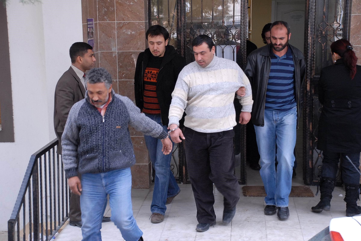 Milas'ta İnsan Kaçakçılığına 4 Gözaltı