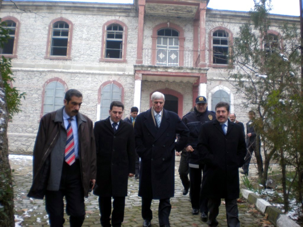 Vali Hatipoğlu'ndan İlçelere Ani Ziyaret