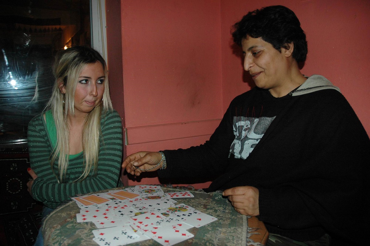 Kahve Sizden, Fal Bizden