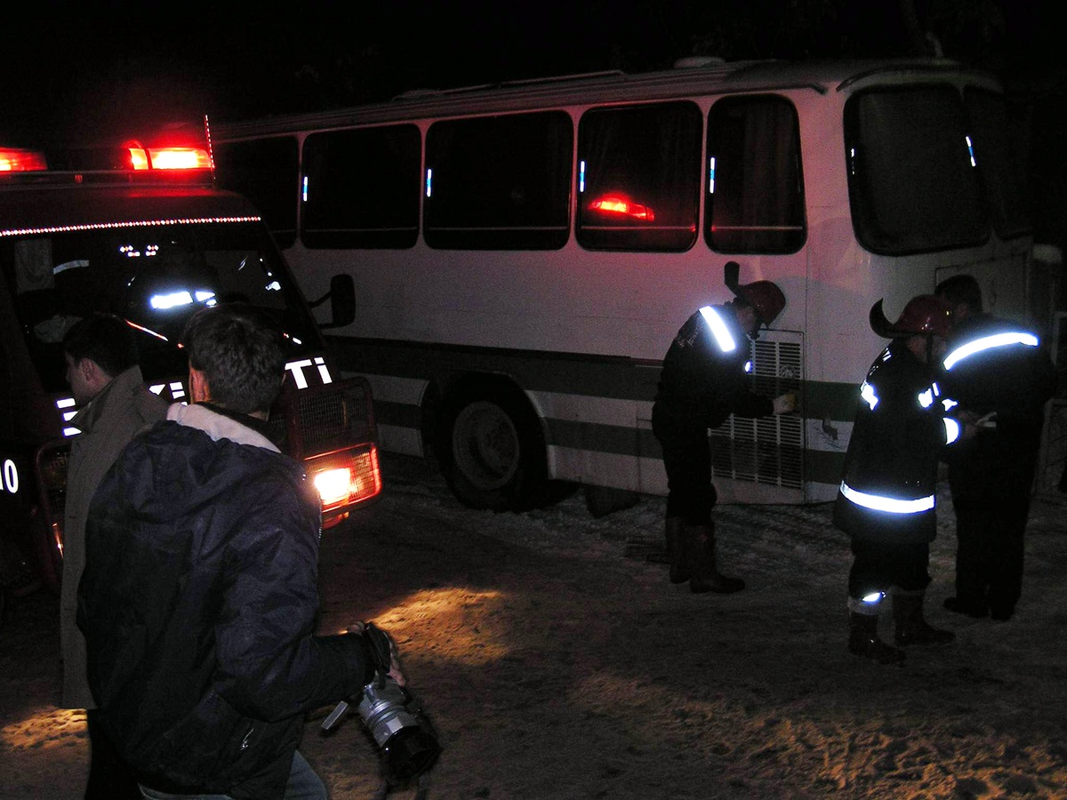 Otobüsten Çıkan Duman Polisi Alarma Geçirdi