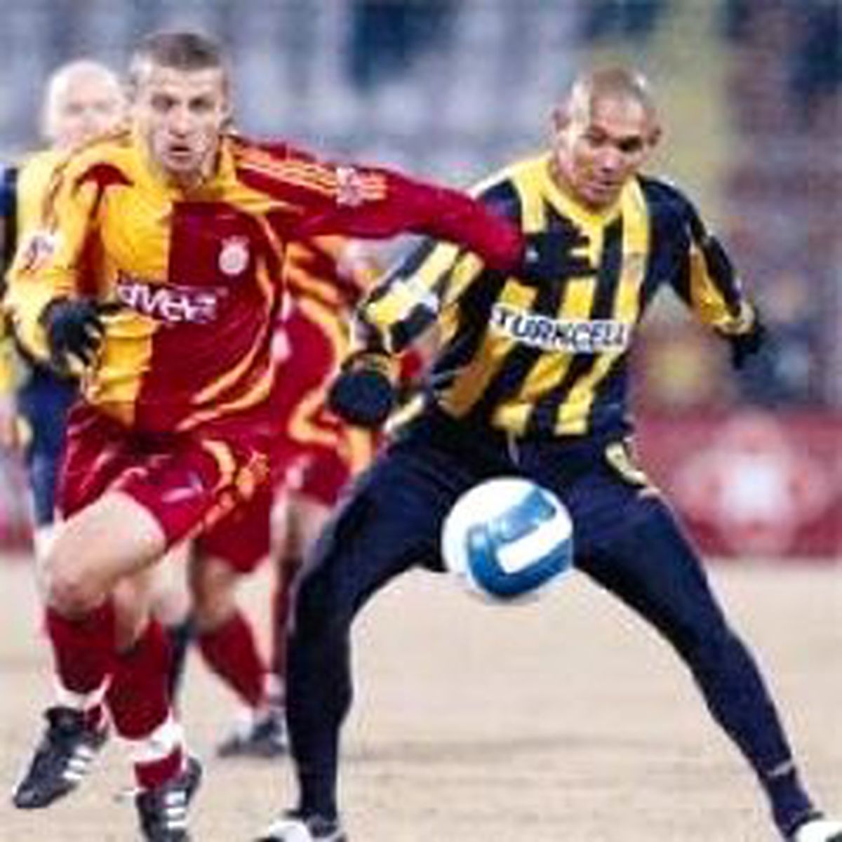 Cimbom'da Sakatlar Kervanına Mehmet Güven de Katıldı