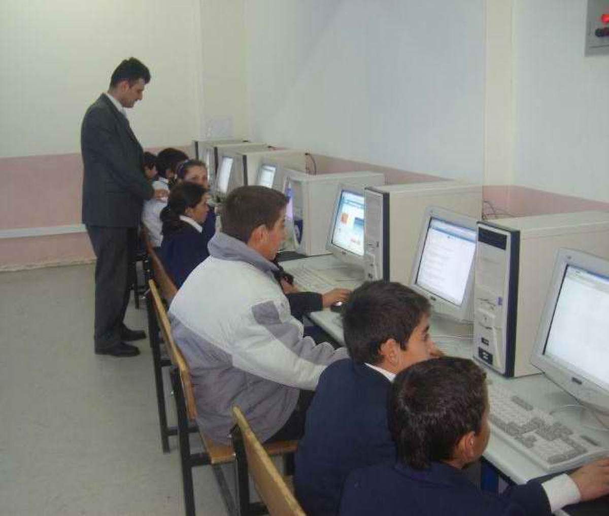 Otlukbeli İlçesindeki Fatih Yibo'ya Bilişim Sınıfı Açıldı