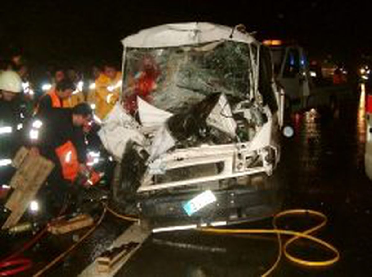 Elazığ\'da Trafik Kazası: 3 Ölü