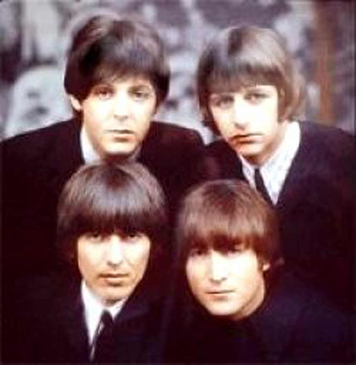 Beatles Dinleyip Star Trek İzleyen Uzaylılar ya Kötüyse