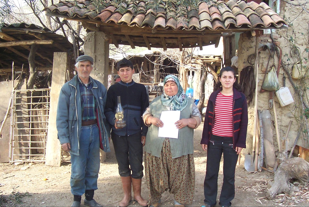 Çomaklı Sakinleri Elektrikle Henüz Tanışmadı