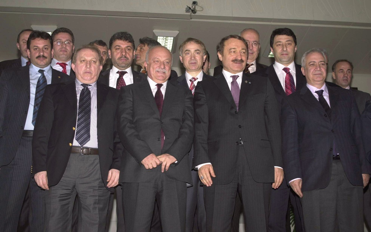 Bakan Özak, Trabzonsporlu Yöneticileri Kabul Etti