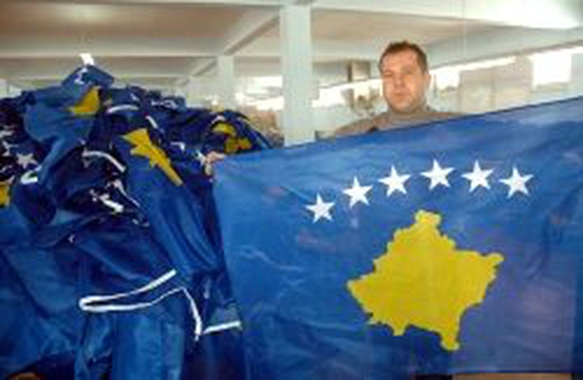 Kosova'nın Bayrakları Sakarya'dan