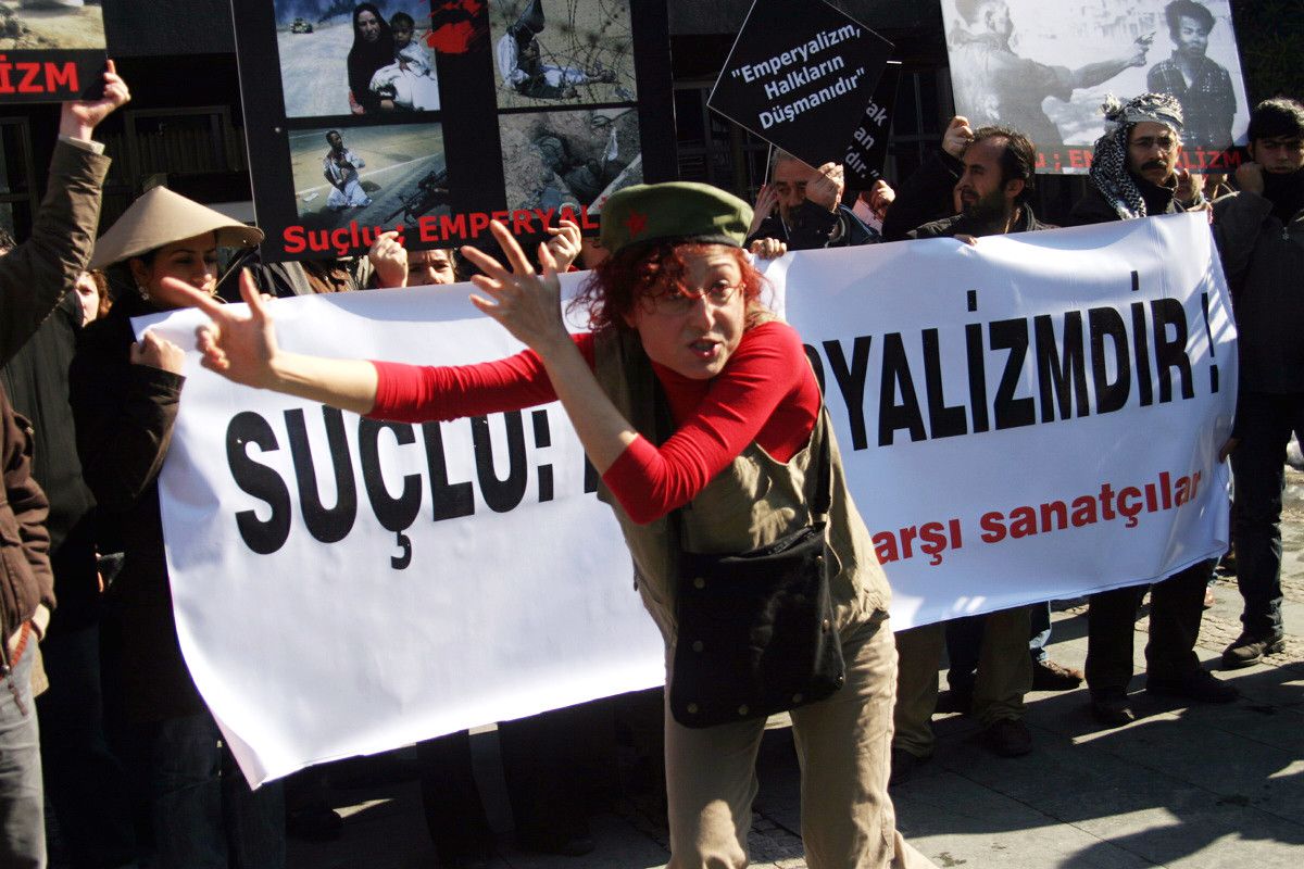 'Tecrite Karşı Sanatçılar'dan ABD Protestosu