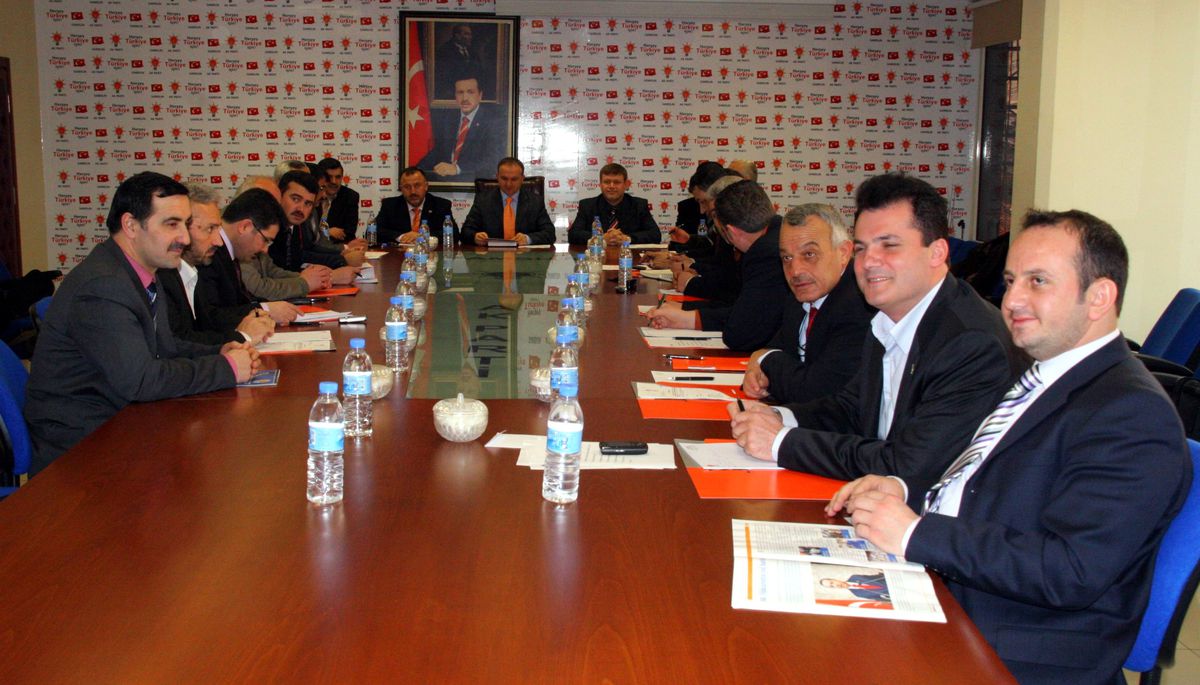 AK Parti İlçe Başkanları Toplantısı